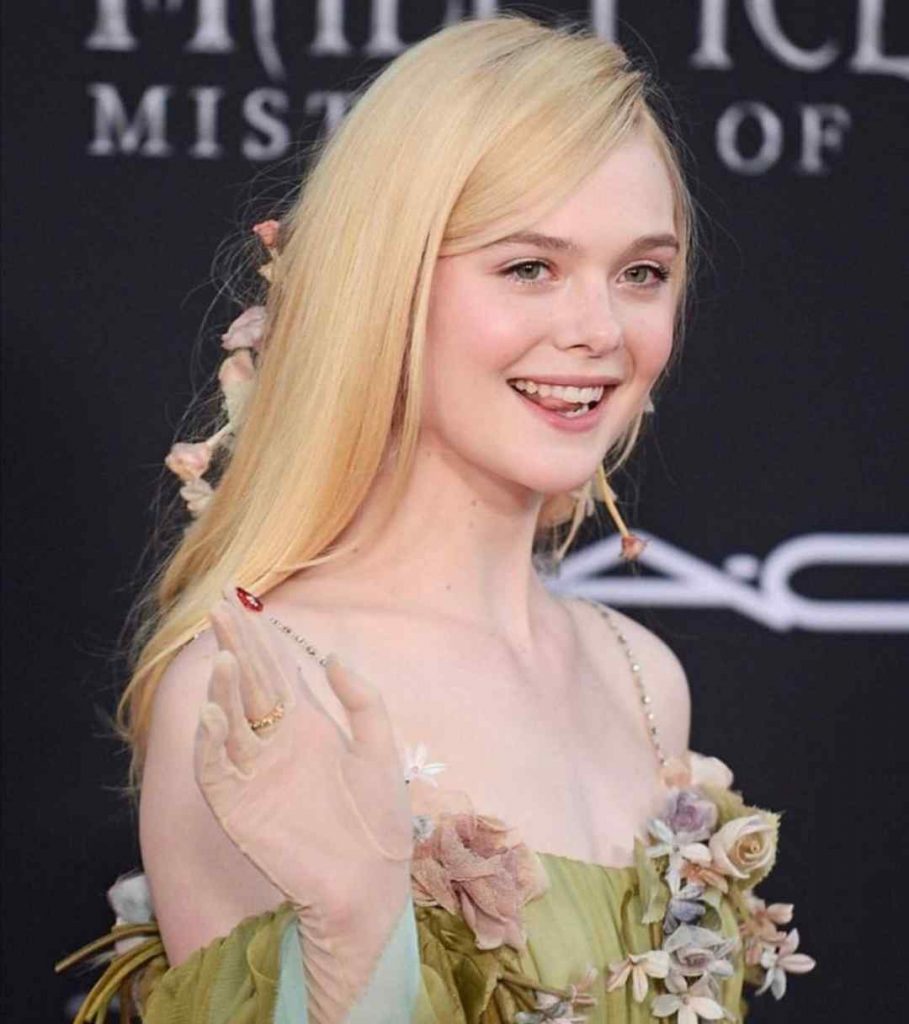 Elle Fanning Net Worth